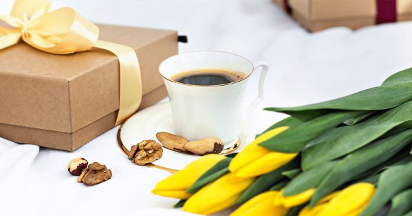 Tulpen, Nüsse & Kaffee
